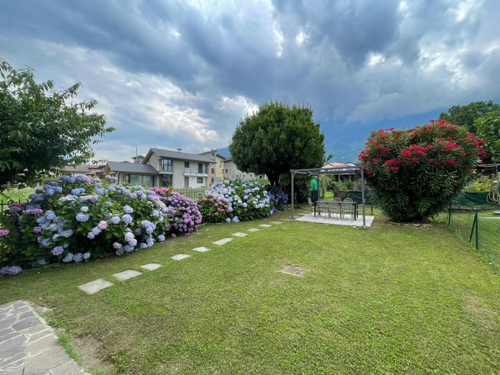 קוליקו Como Lake Holiday Home מראה חיצוני תמונה